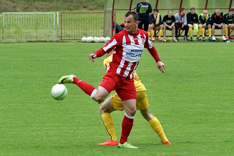 Tomasz Walat strzelił jedną z bramek dla Orła Przeworsk (fot. Mieczysław Turczyn)