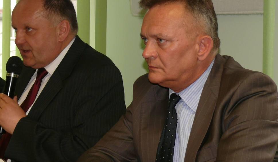 Czy Zbigniew Rogowski (z prawej) działał na szkodę spółki? (fot. archiwum)