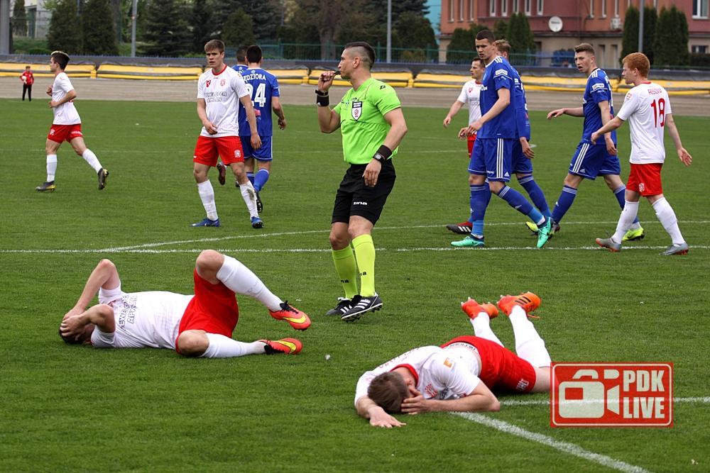 Apklan Resovia przegrała 0-2 z Olimpią Grudziądz. (fot. Radek Kuśmierz)