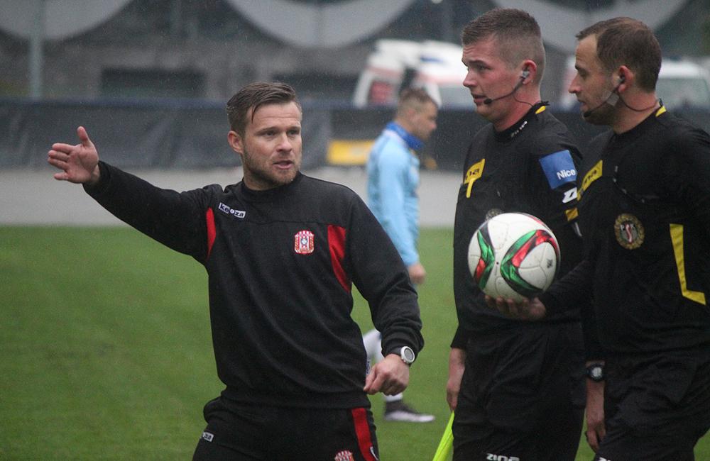 Szymon Szydełko (z lewej) nadal wierzy, że Resovia może namieszać w czołówce 3 ligi.