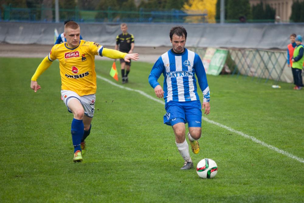 Maciej Maślany (z prawej stron) strzelił dziś dla Stali Rzeszów jedną z bramek (fot. Marcin Baran / archiwum)