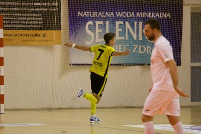 Futsal: Hattrick Nowaka, show Pigana i czerwona kartka dla Piszczka [podsumowanie 6.kolejki]