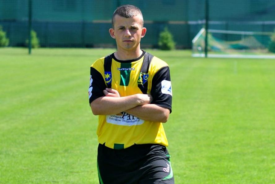 Kamil Jakubowski (na zdjęciu) w Siarce Tarnobrzeg grał od początku sezonu 2015/2016 (fot. siarka-tarnobrzeg.pl)