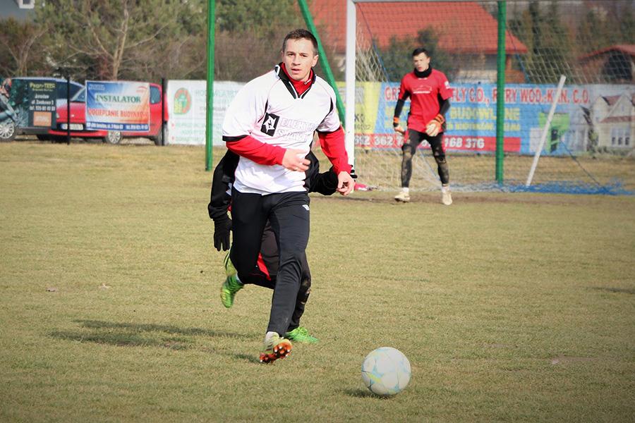 Na zdjęciu Krzysztof Gałowski, strzelec obydwu goli dla KS Wiązownica (fot. Natalia Styś)