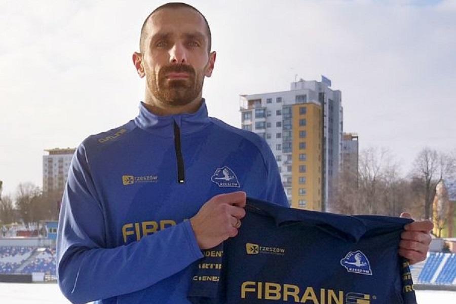 Sebastian Nowak został zgoszony do rozgrywek 3 ligi. (fot. Stal Rzeszów)