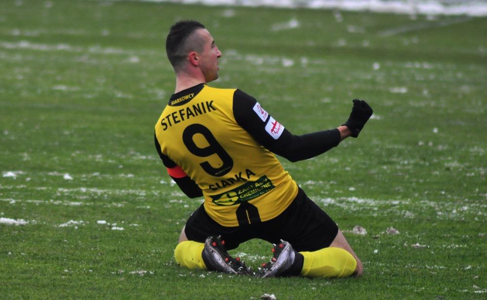 Marcin Stefanik w ubiegłym sezonie był jednym z lepszych ofensywnych pomocników w 2 lidze.