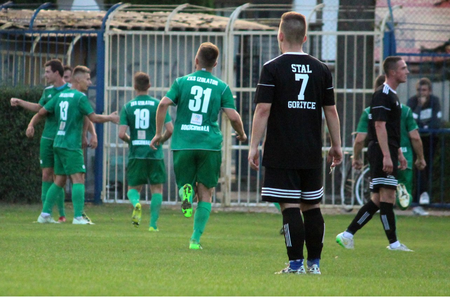 Marcin Dudek dopiero w 8. kolejce przełamał się i zdobył swojego pierwszego gola w barwach Izolatora Boguchwała (fot. Radosław Kuśmierz).