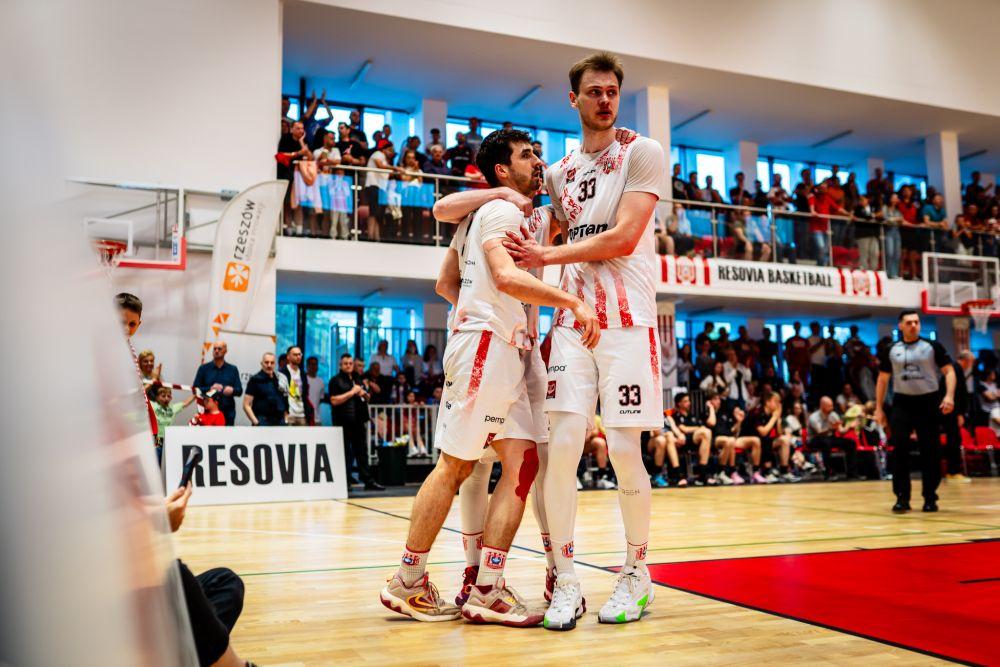 OPTeam Resovia pokonała Energę Basket Warszawa (fot. OPTeam Resovia)