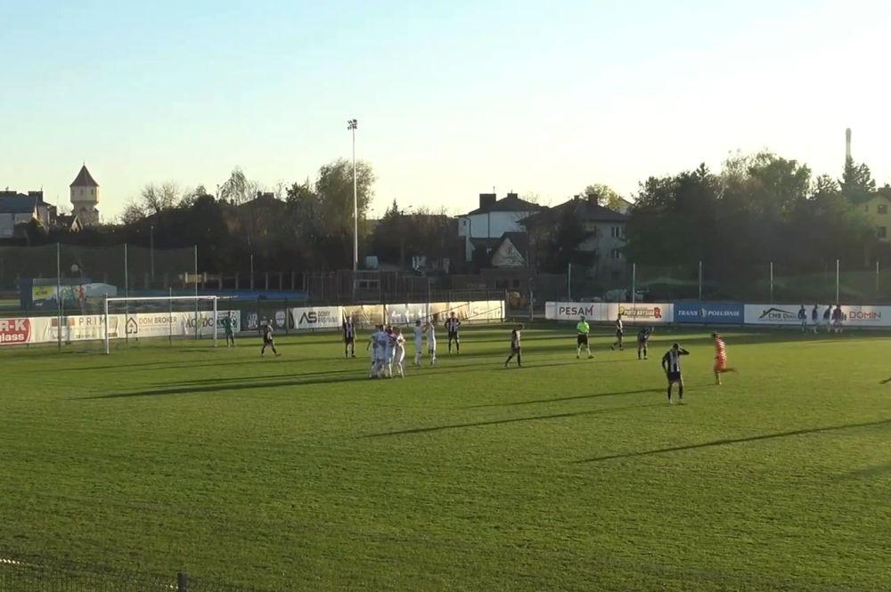 Igloopol Dębica pokonał Czarnych Jasło aż 6-1 w meczu 13. kolejki 4 ligi podkarpackiej