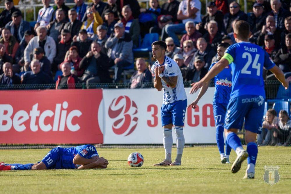 Sandecja Nowy Sącz pokonała Pogoń-Sokół Lubaczów w meczu 14. kolejki 3 ligi gr. IV (fot. Pogoń-Sokół Lubaczów)