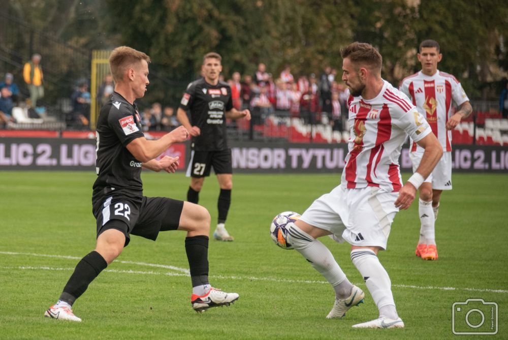 WIDEO: Pogoń Grodzisk Mazowiecki - Resovia 3-1 [SKRÓT MECZU]